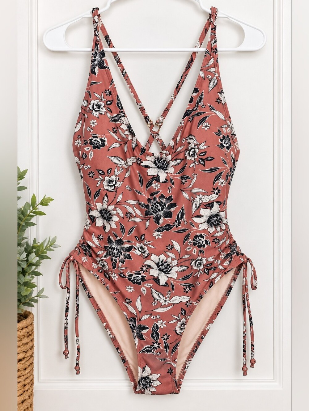 Kona Sol Floral Plunge Ruched One Piece Swimsuit Size L